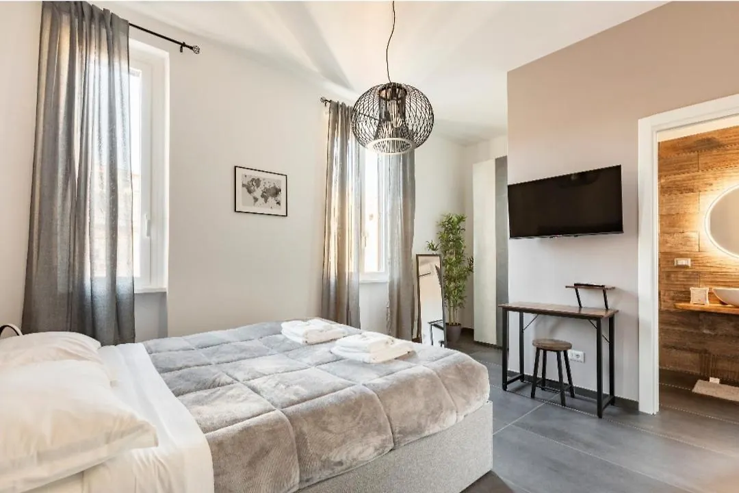 Azzurra Guest House Vaticano Rome Apartment